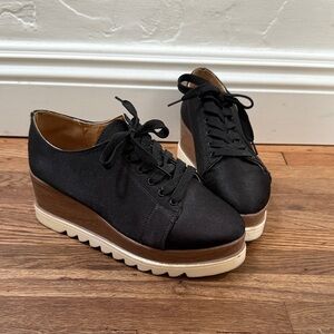 Stylish Silk Black Wedge Sneakers